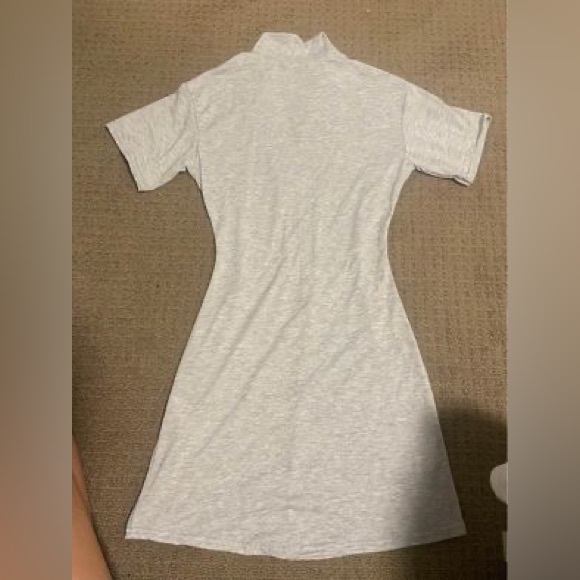 Grey Golf Dress - Picture 5 of 5